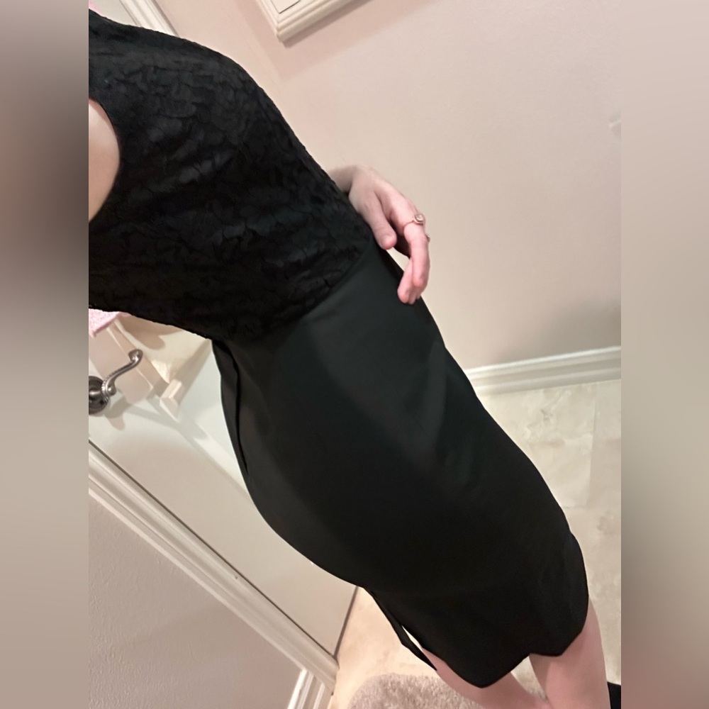 Dolce & Gabbana Black Lace Midi-Length Dress - Picture 4 of 9